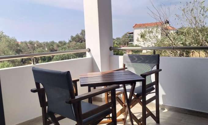 Kampos Marathokampou Apartment | Apartment overlooking ocean