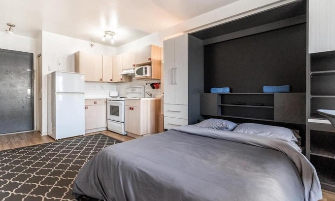 De Lorimier Apartment | Studio apartment near Downtown