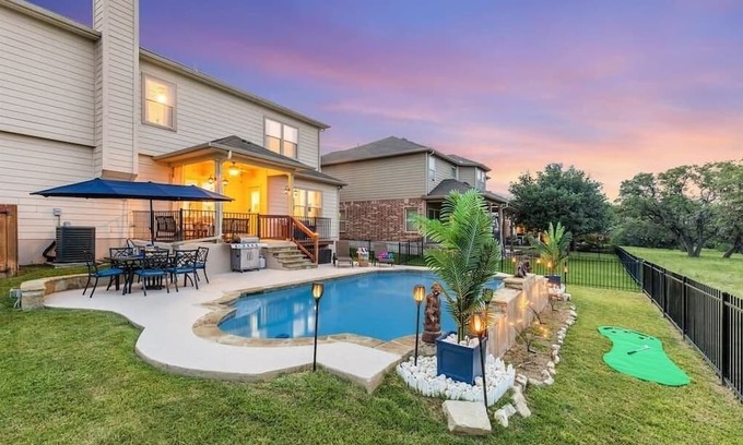 Cibolo House | Serene Views~Ideal For Long Stays~Heated Pool