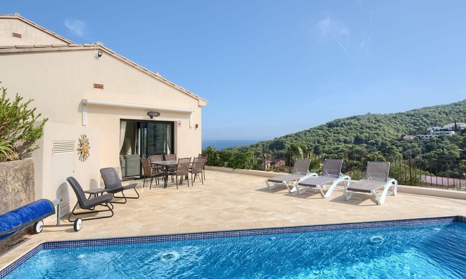 Sa Riera Villa | Villa 'Convent' with Sea View, Wi-Fi and Air Conditioning