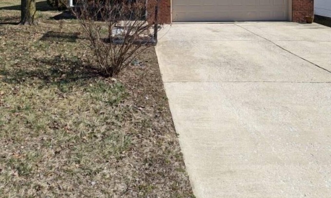 Lawrenceburg House | Charming 3-bedroom house in enchanting Lawrenceburg with WiFi, AC