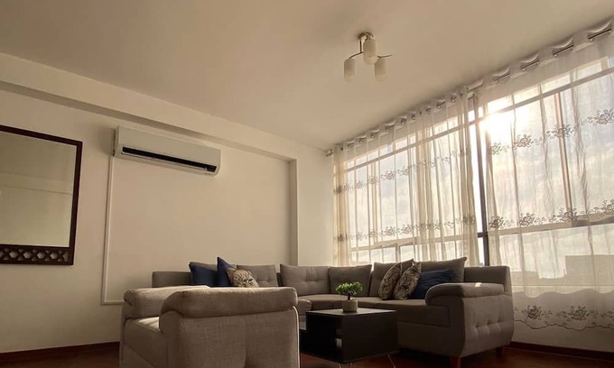 Magdalena del Mar Apartment | Spacious 4-bedroom apartment with AC and WiFi in cool Magdalena del Mar