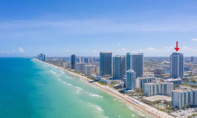 Hollywood South Central Beach Apartment | 253A/ Ocean View with Balcony!