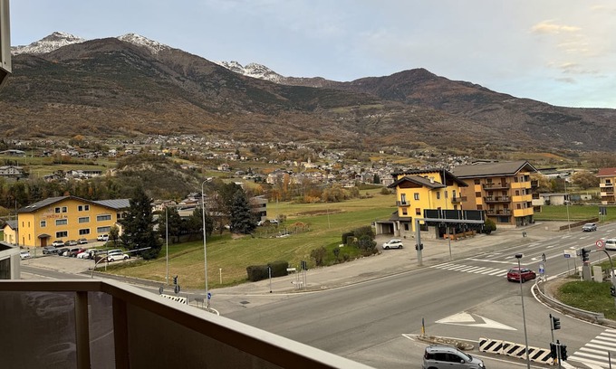 Aosta Apartment | [5 Min from Centre and Cable Car] Private Parking