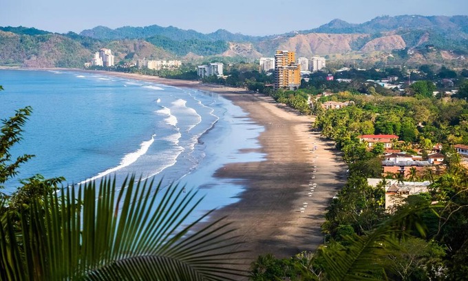 Jaco Apartment | Villa Encanto - Jungle & river views! In Jaco