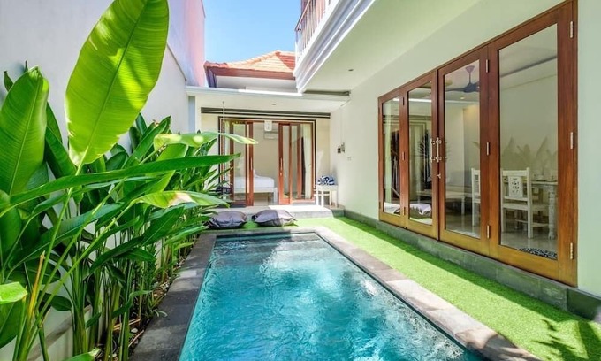 Sanur Kauh Villa | The R Villa Sinabung - comfort near the beach