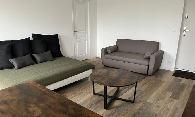 Montlhery Apartment | Magnifique Appartement Pour 5 Personnes