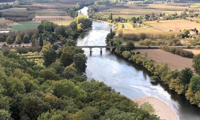 Lavercantiere Apartment | Magnone, Gite Verte. Rust, Ruimte en Ontspanning. Adults Only!