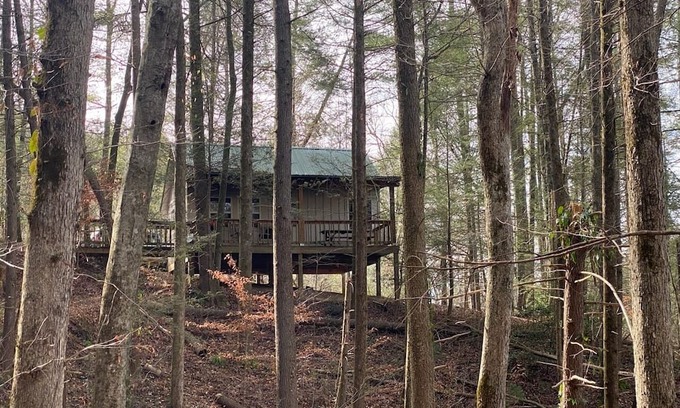 Reliance Cabin | Back of Beyond.... A secluded cabin between the Hiwassee and Ocoee Rivers