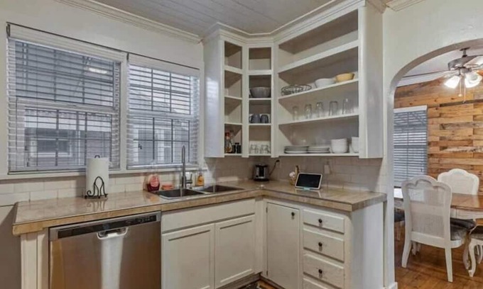Provo House | Close to Provo Airport, Near Parks, TWO Units!