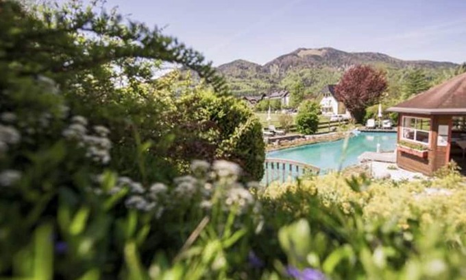 Fuschl am See House | Double room with mountain view - 7 nights special price - Garni Haus Sonnleitn
