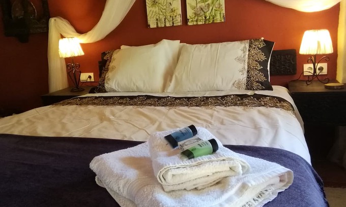 Gaucin Cottage | Lodge- Boutique Hotel