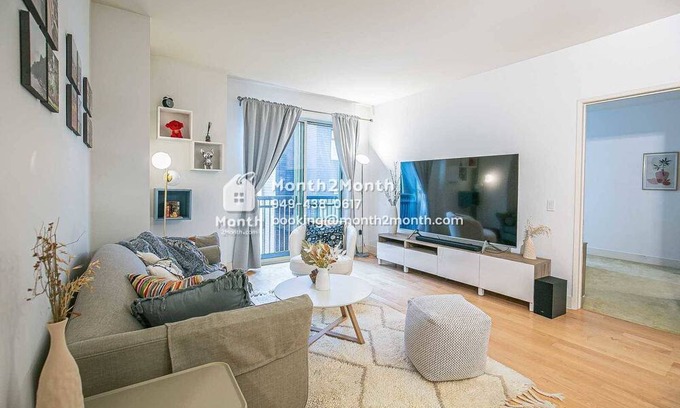 South Beach House | Luxe Urban Retreat on Lansing St #41904