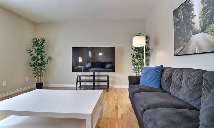 Moncton House | Cozy Home in Central Moncton WFH NBCC
