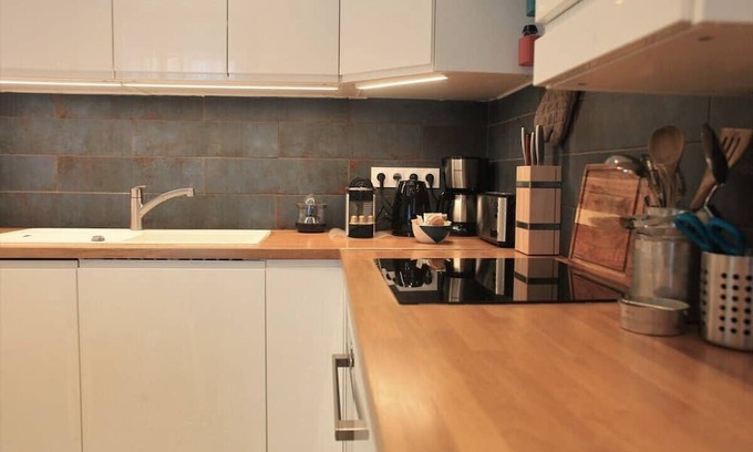 Quartier Hyper-Centre Apartment | Superb new T3, 2 beds, 1 large office, Championnet