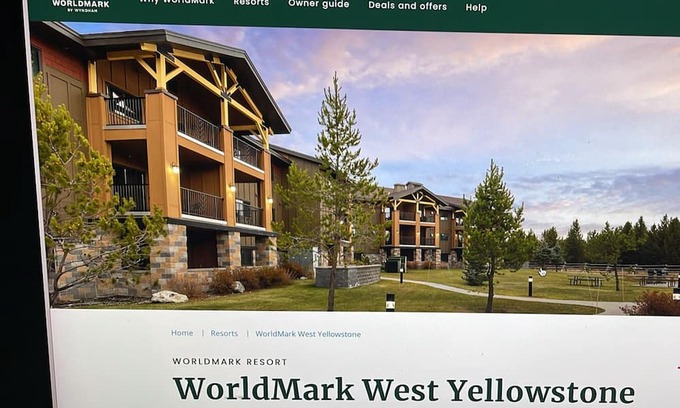 West Yellowstone Condo | Charming 2-bedroom condo in fabulous Yellowstone with WiFi, fitness room