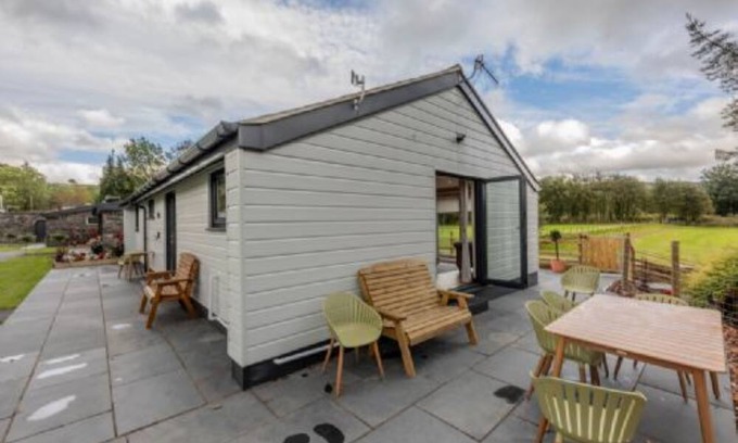 Llanrwst Cottage | Riverview Cottage - a rwst holiday cottage that sleeps 6 guests in 3 bedrooms