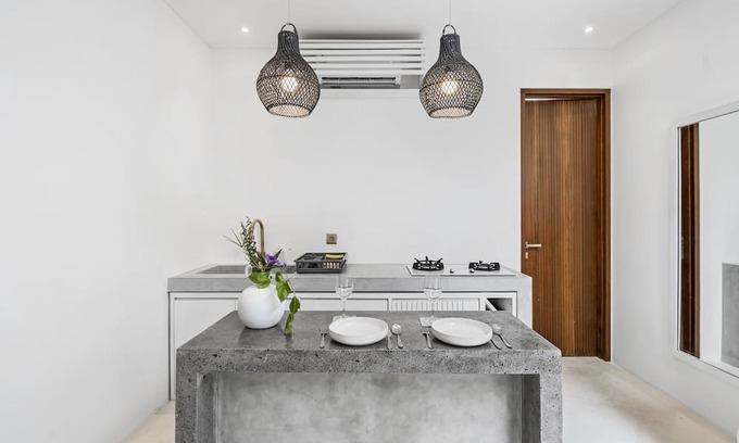 Tanjungbenoa Apartment | Modern Apartment, Only 7Min to Pererenan Beach