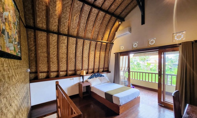 Pejeng Kawan Villa | Relaxing 2 Bedroom Villa With Private Pool In A Quiet Countryside Setting