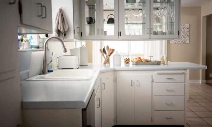 Cottonwood Heights House | rambler between the canyons
