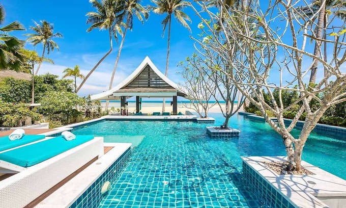 Lamai Villa | Baan Paradise - 5BRs Villa, Private Pool with Beachfront View