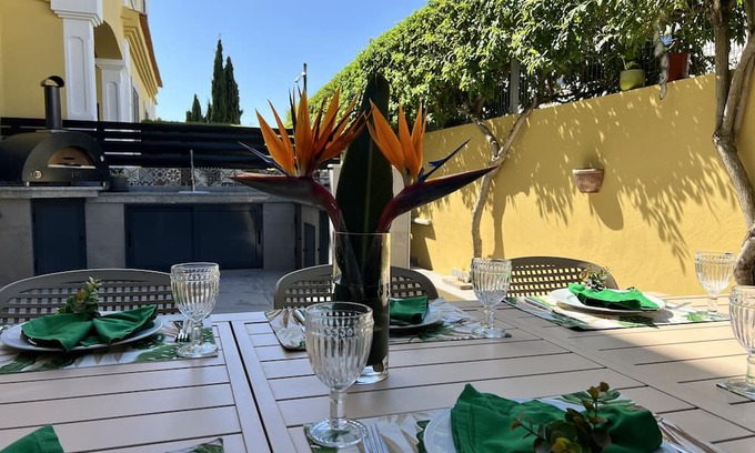 Luz de Tavira Villa | Villa 'Lux Tavira Holiday Home' with Shared Pool, Wi-Fi and Air Conditioning