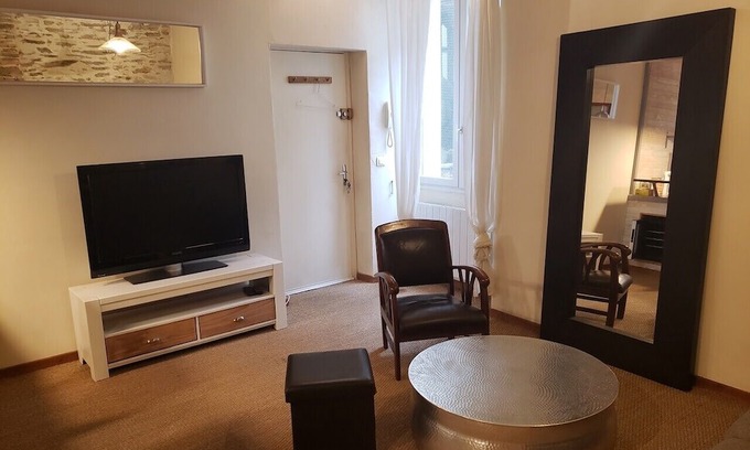 Richebourg - Saint-Clement Apartment | Charming and comfortable apartment