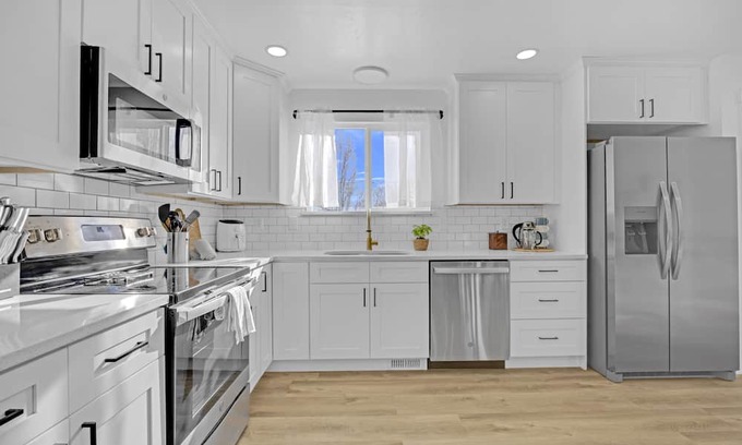American Fork House | The Snowy Owl