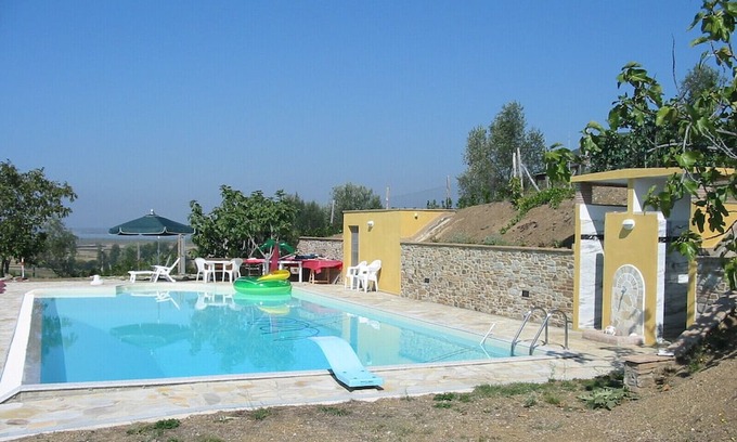 Vicopelago Apartment | Vrbo Property