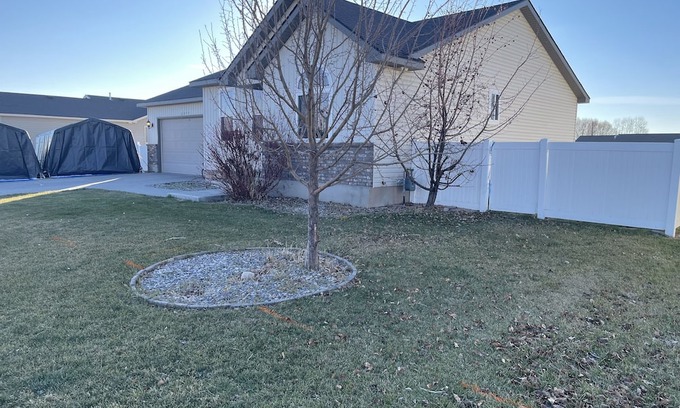 Idaho Falls House | Viola's House of Healing Room #2. This room is upstairs, Wireless Internet & TV!