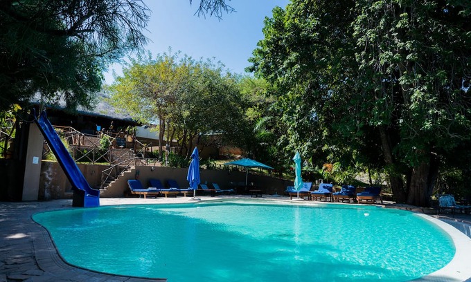 Lusaka Province Hotel | Nsofu Lodge