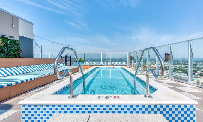 Old Louisville Apartment | Spacious 2BR/2BA | CozySuites w/sky pool, gym! 28
