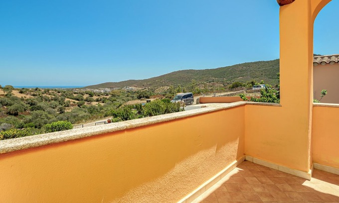 Schifoni Villa | Villa 'Villetta Budoni Lutturai' with Sea View, Private Terrace and Air Conditioning