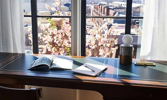 Adams Morgan House | DC Cultural Retreat, All-Suite Bliss with Central Location, Pets Stay For Free!