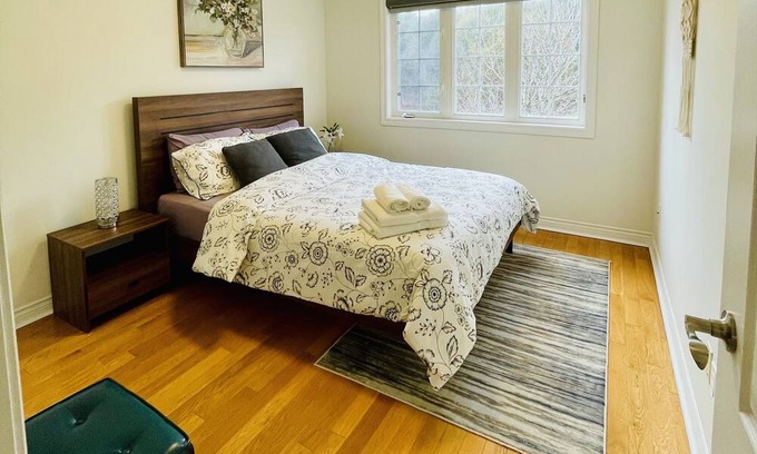 Whitby House | Garden view room with washroom