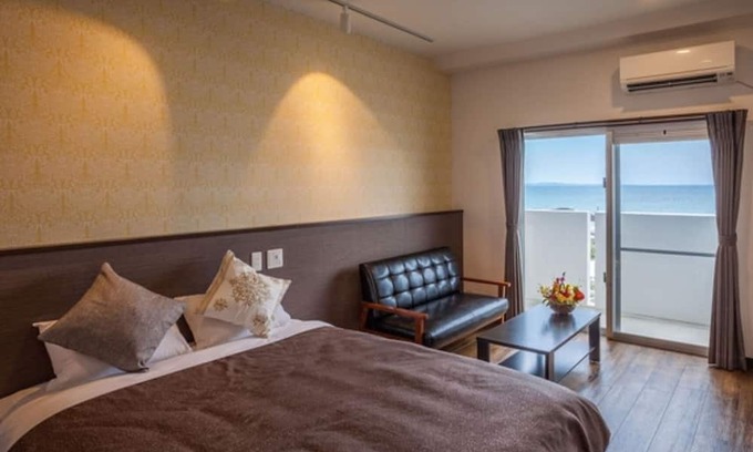 Itarashiki House | Double bedroom Capacity 12 people nonsmoking / Shimajiri-gun Okinawa