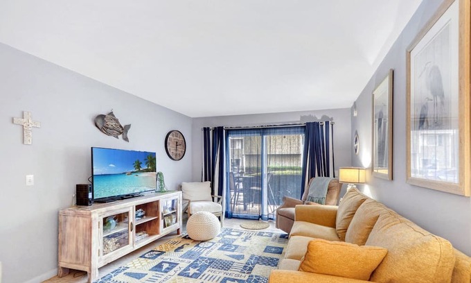 East Beach Condo | Ocean Walk E5 in St Simons Island