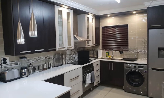 Flora Park Apartment | Semeni Asante Apartment