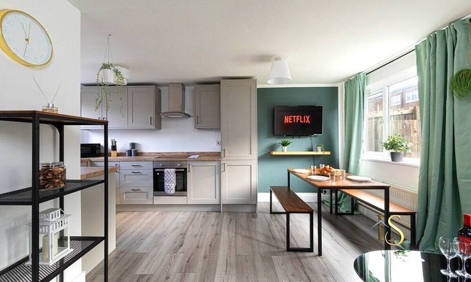 Newcastle-upon-Tyne House | Luke Stays - Hareydene