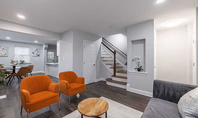 Fort Dupont House | Gorgeous Updated 5 BR! Townhome w/ Outdoor Space!