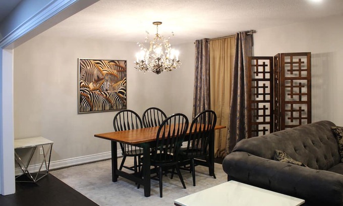 Pickering House | Stylish 3bdrm, 2bth house with 2 parking House