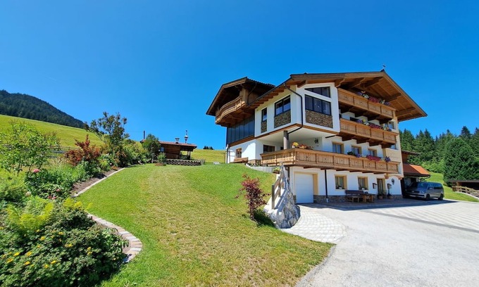 Wildschoenau Apartment | Nice apartment for 4 guests with WIFI and patio