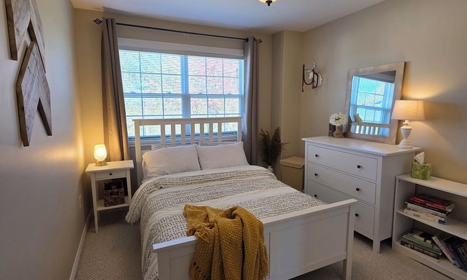 Lower Sackville House | The Suburban Cottage