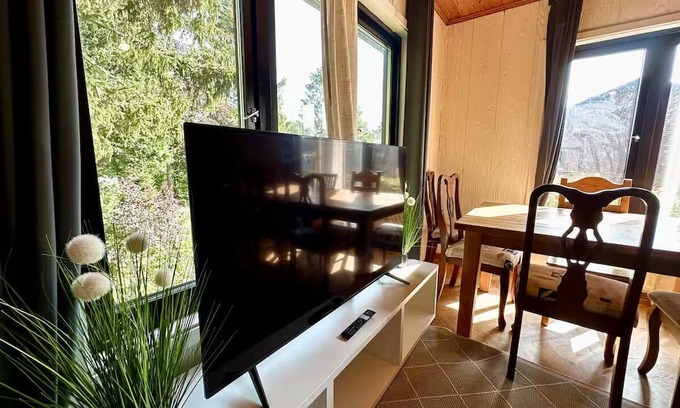 Torslanda Apartment | Workers - 7BR - 2bath - Volvo - Parking lot - All-inclusive