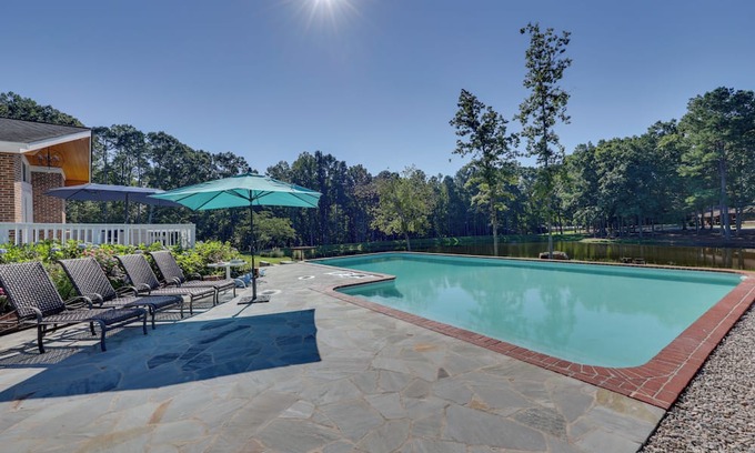 Louisburg House | Game Room & Pool! Luxe Louisburg Farmhouse