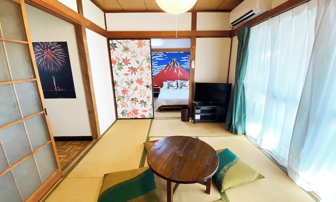 Kita Apartment | Nostalgic Japan! Direct to Shinjuku & Shibuya on JR Station.
