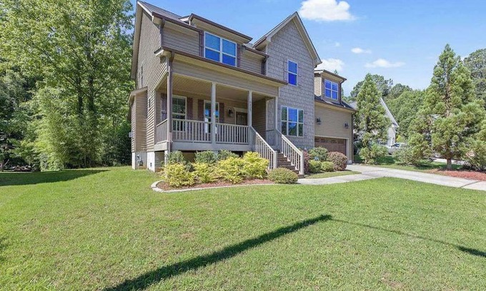 Northeast Raleigh House | Elegant 4-Bedroom North Raleigh Retreat