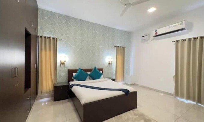Muttukadu Villa | Truliv Villa Aqua- Seaview 4BHK with Infinity Pool