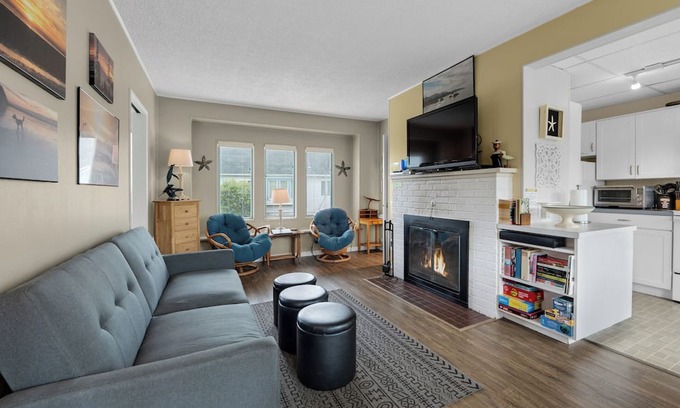 Seaside Cottage | The Tides by the Sea - Entire rental unit in Seaside, Oregon, United States