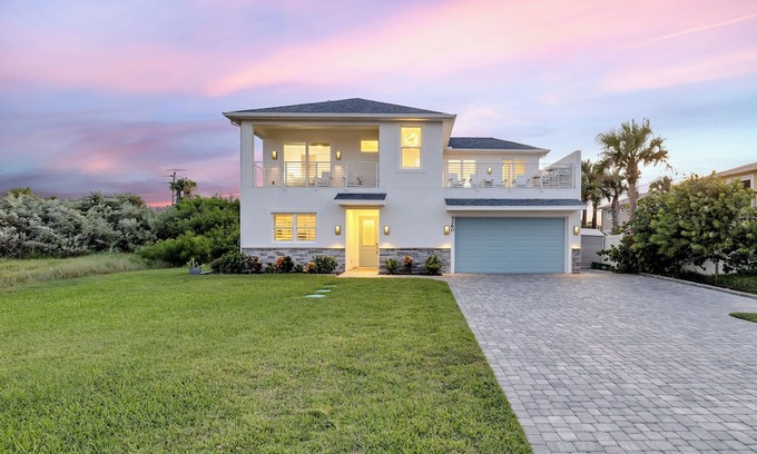Port Orange House | New Luxury home! Directly across from the beach with pool and spa